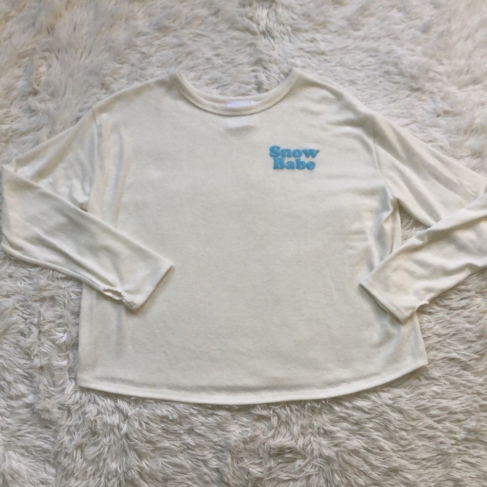 Sadie & Sage Fuzzy White Long Sleeve Snow Babe top ❄️